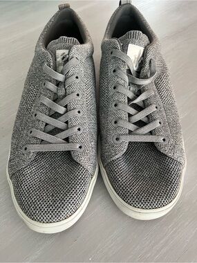 johnnie-O Gray Knit Low-Top Sneakers